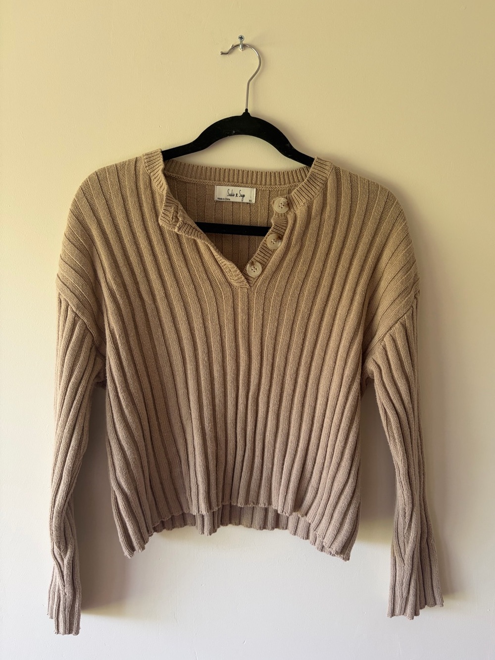 Sadie & Sage Womens XS Beige Ribbed Henley Cropped Sweater Cotton Blend AG1410